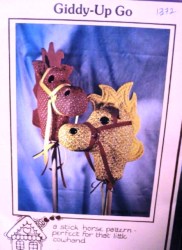 GIDDY-UP GO 54'' COWBOY STICK HORSE TOY 1982 PATTERN